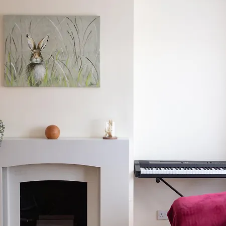 Feriehus Contractor & Group-3bedrooms- By Fab Bristol